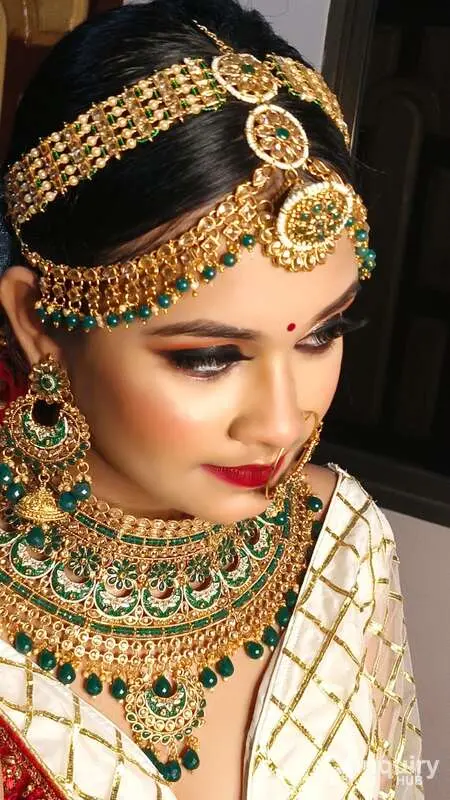 Ishani Beauty Parlour