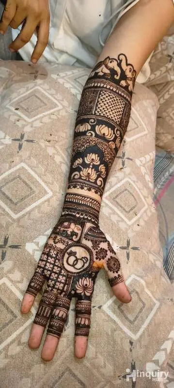 Zeba Mehndi Studio