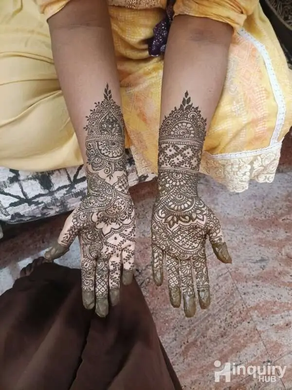 Ayesha Mehndi Art
