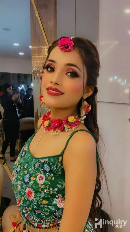 Yashika Professional Makeup Artist