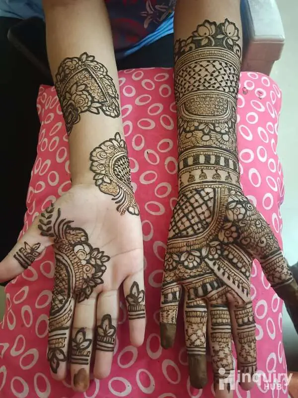 Mehndi Artist Shivani