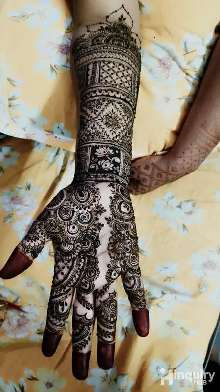 Ritika Mehndi Artists