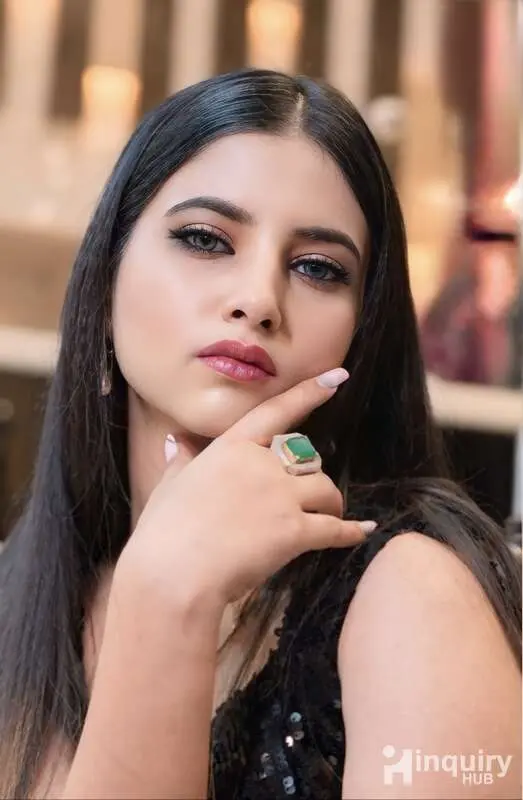 Glam Makeup Artist