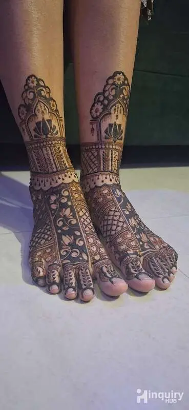 Rose Mehndi Art