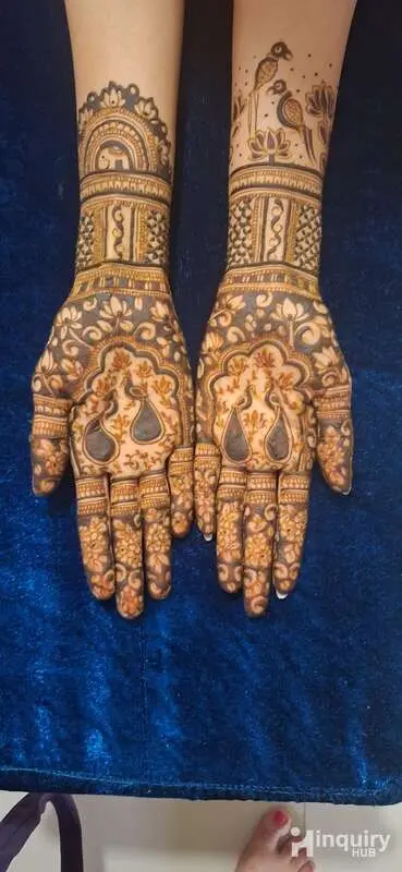 Rose Mehndi Art
