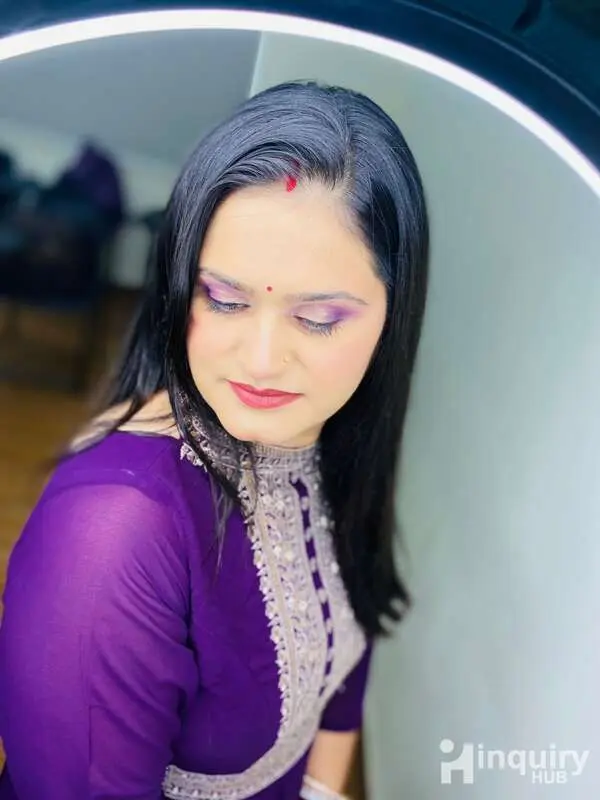 Deep Makeup Artist