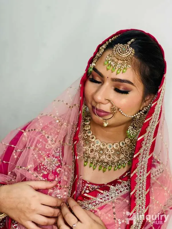 Deep Makeup Artist