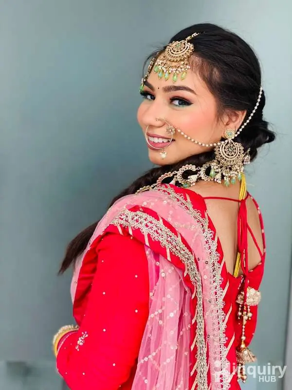 Deep Makeup Artist