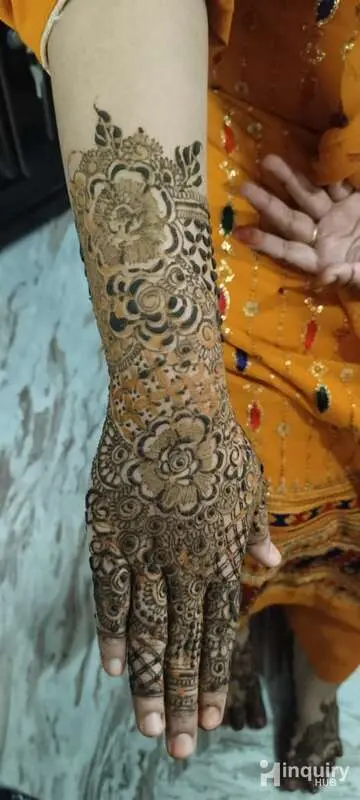 Afreen Heena Mehndi Artist