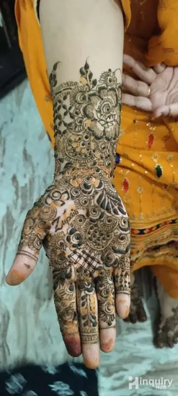 Afreen Heena Mehndi Artist