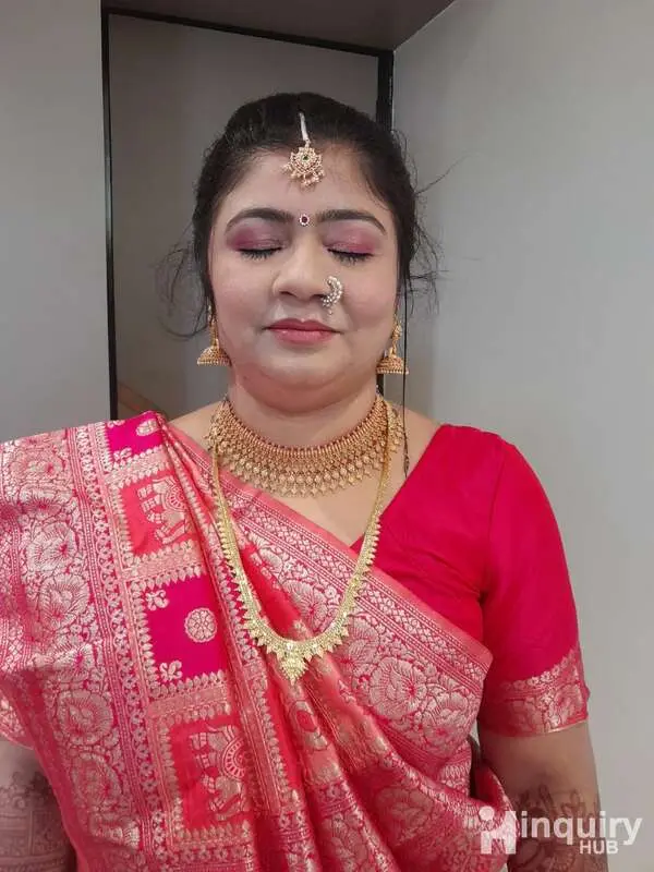 Hiral Makeup Artist