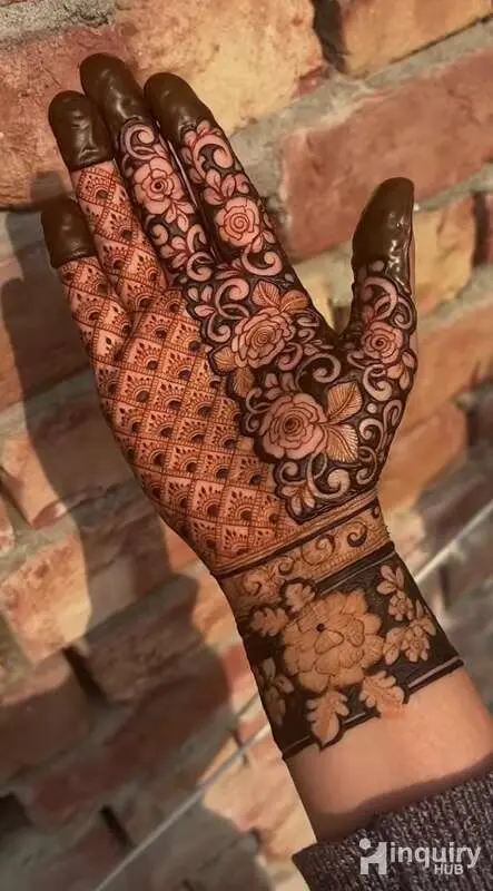 Mehndi Artist Saniya