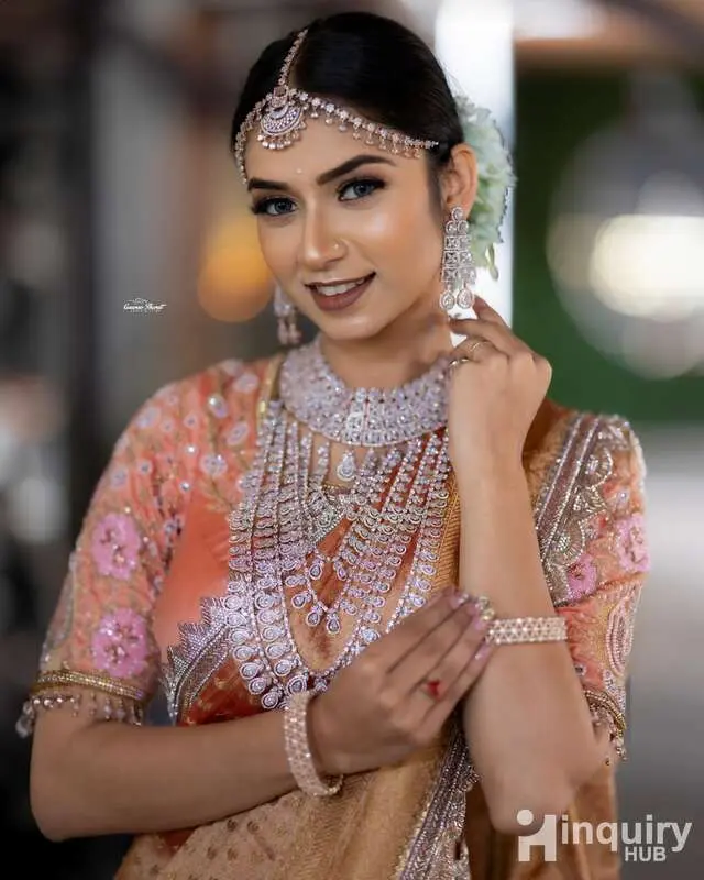 Chaitrali Makeup Artist And Hairstylist