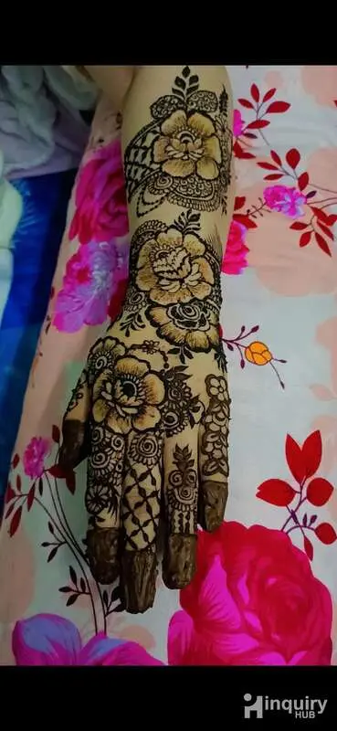 Naaz Heena