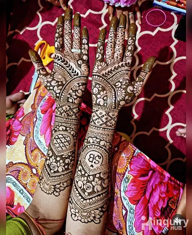 Shehnaz Mehndi Arist