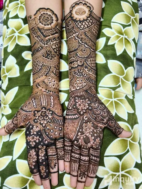 Hina Mehndi Artist And Classes