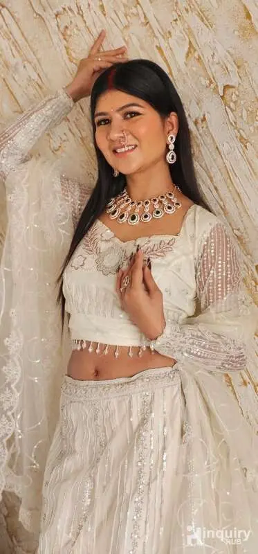 The Glam Mahima