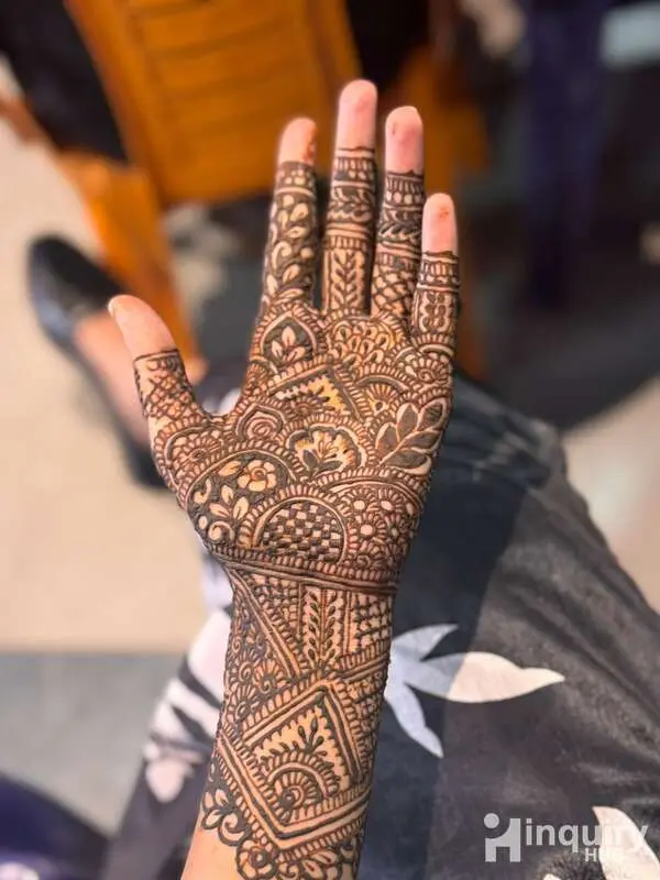 Fathimas Mehendi