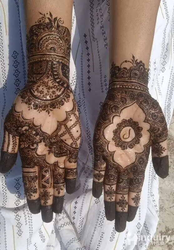 Aahida's Henna Vibezz
