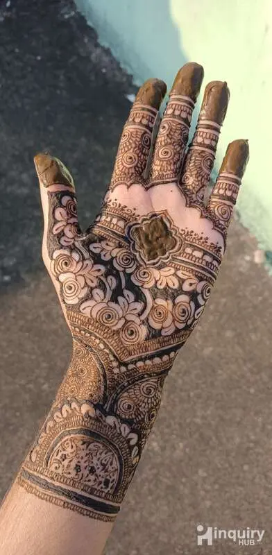 Aahida's Henna Vibezz