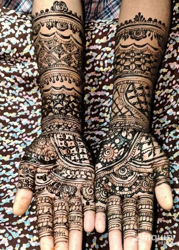 Priya Mehndi Artistic