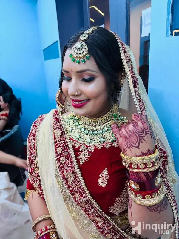 Jeenu Makeup Artist