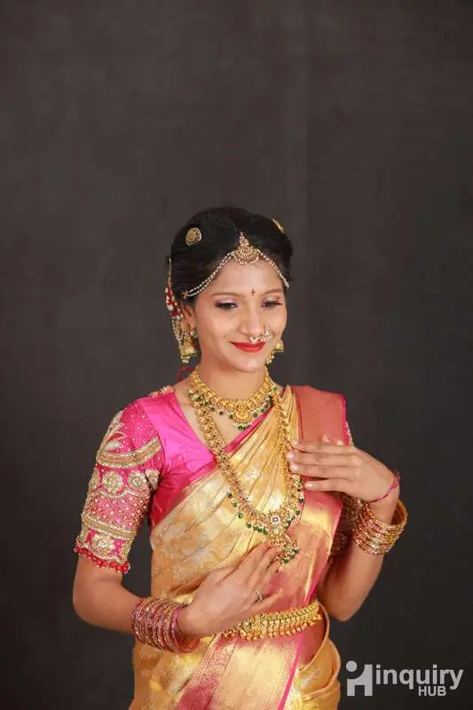 Chanda's Makeover And Beauty Parlour