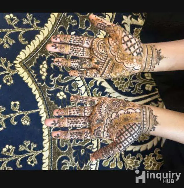 Zunaira Mehdi Artist