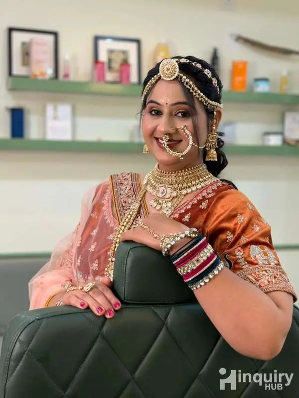 Priyanshi Makeup Studio And Academy