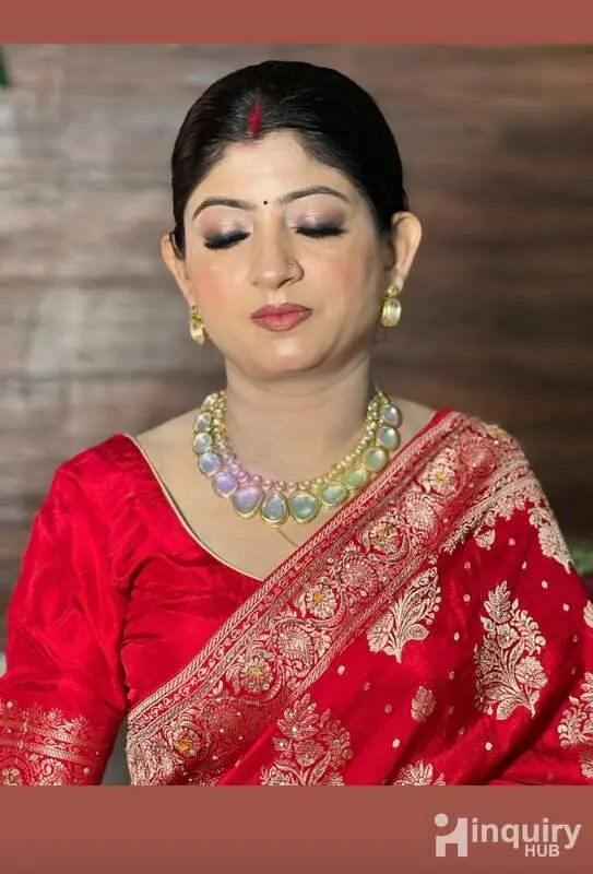 Priyanshi Makeup Studio And Academy