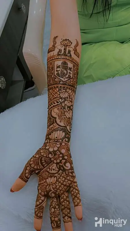 Sweta Mehindi Design