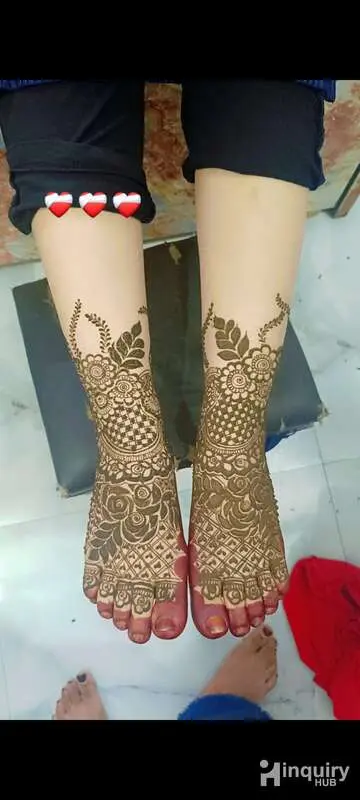Arshi Mehndi Artist