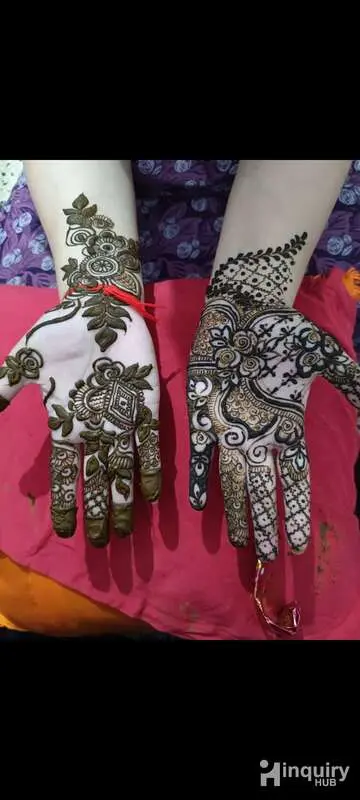 Arshi Mehndi Artist