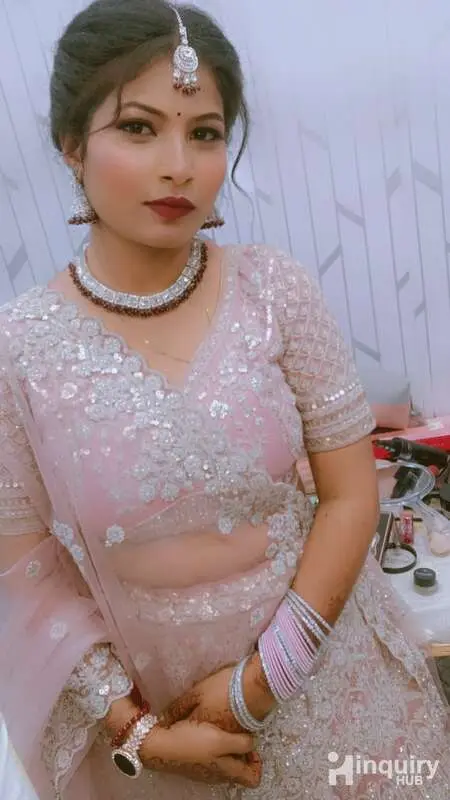 Akanksha Makeover Artist
