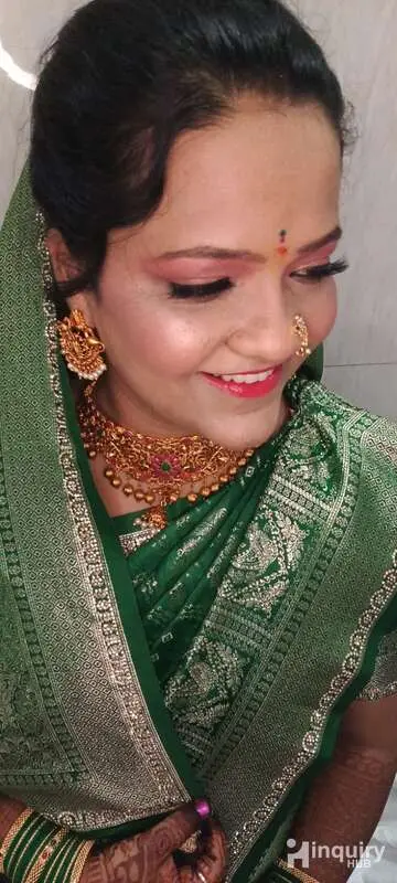 Rekha Sonawana Vaishnavi Beauty Parlour