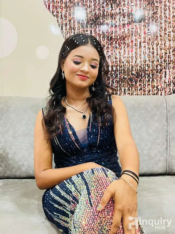 Zeenat Khan