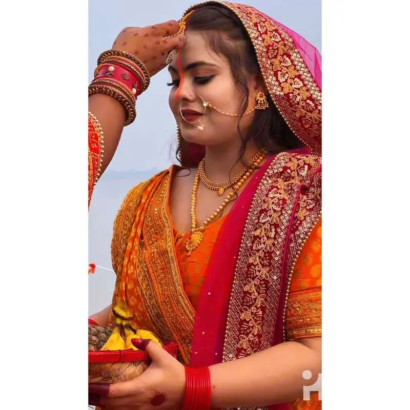 Zeenat Khan