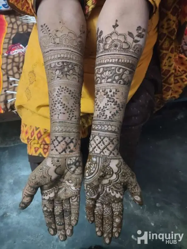 Saf Mehndi Designers