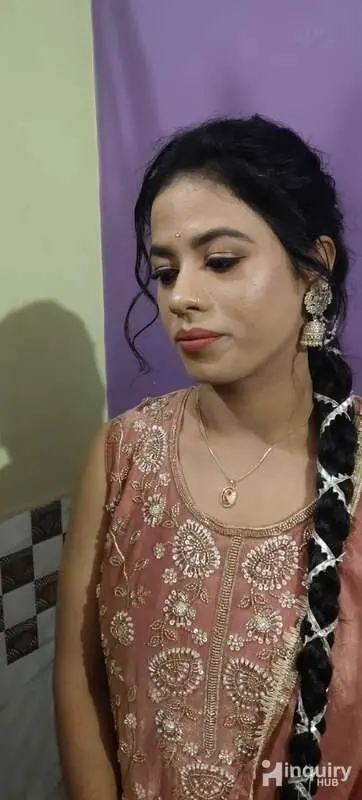 Makeup Artist By Sakshi