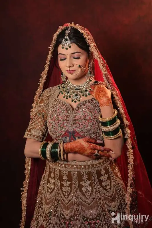 Makeup Artist By Sakshi