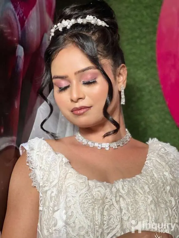 Makeup Artist Priya Jaiswal