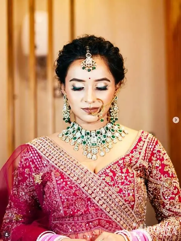 Radhika Salon And Academy
