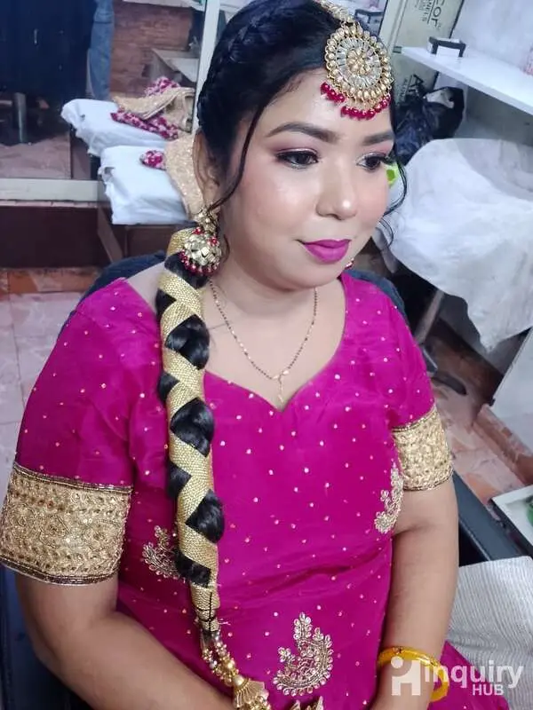 Nargis Makeup Artist
