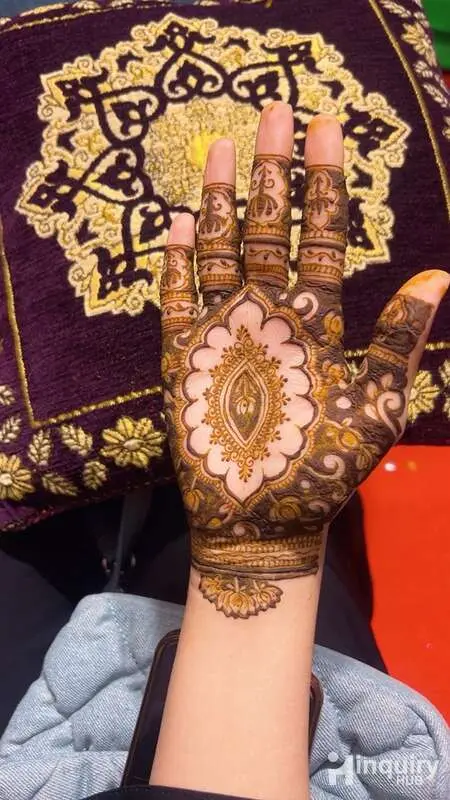 Neha Mehendi Artist