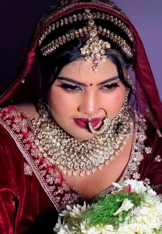 Sona Beauty Makeover