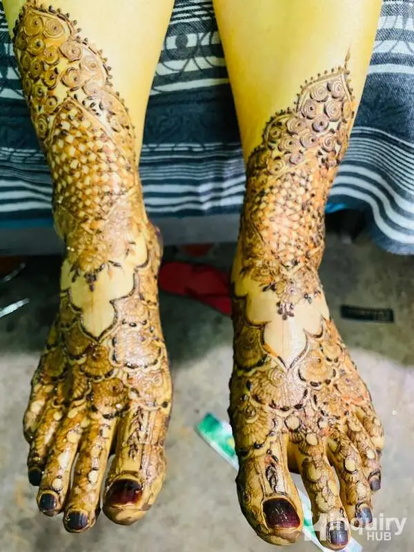 Heenabyaysha Mehndi Artist