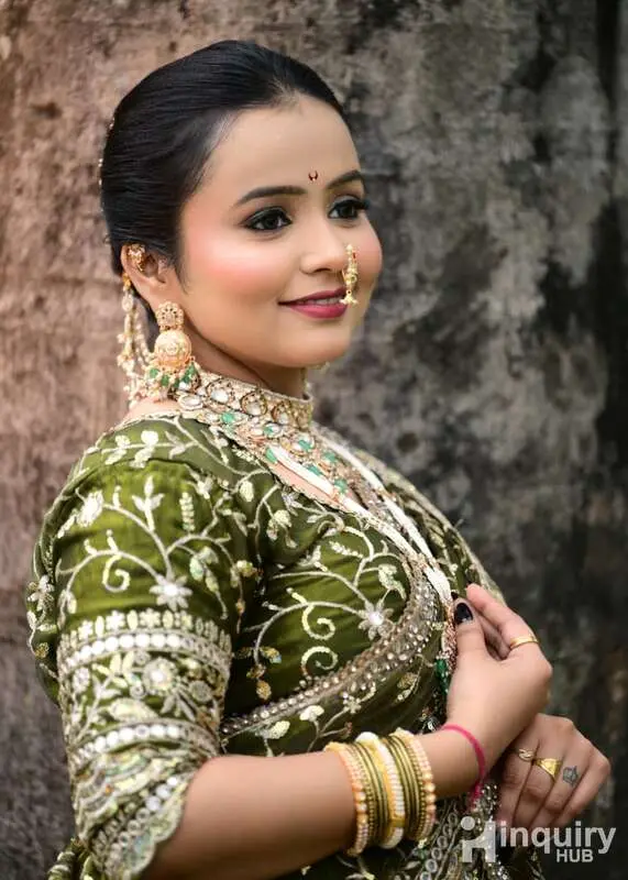 Makeup Artist Beautician