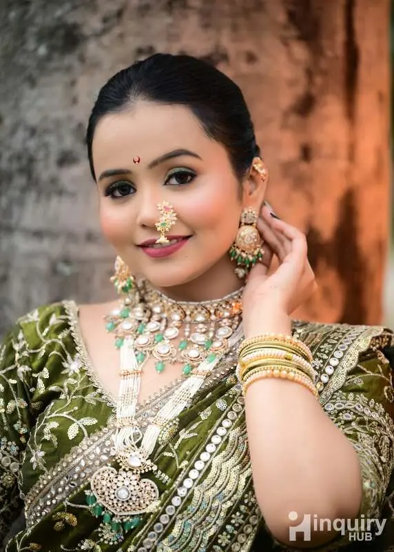 Makeup Artist Beautician