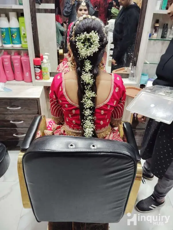 Priya Makeover Studio