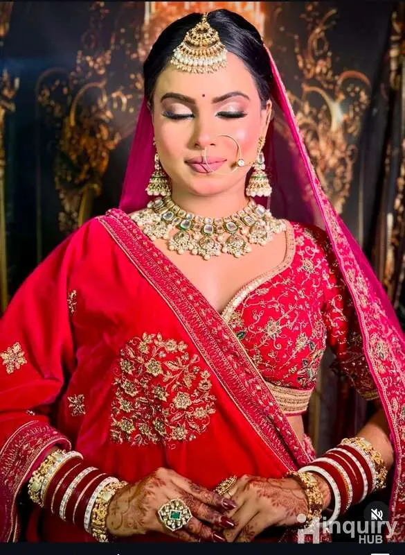 Roshni Makeovers